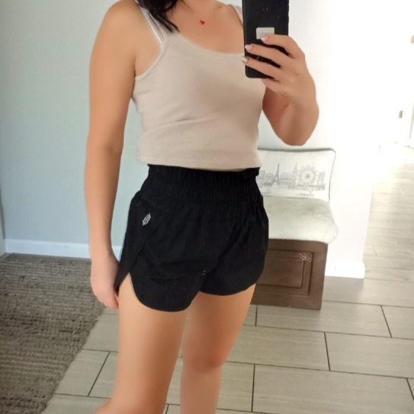 Free people shorts - Picture 2 of 8